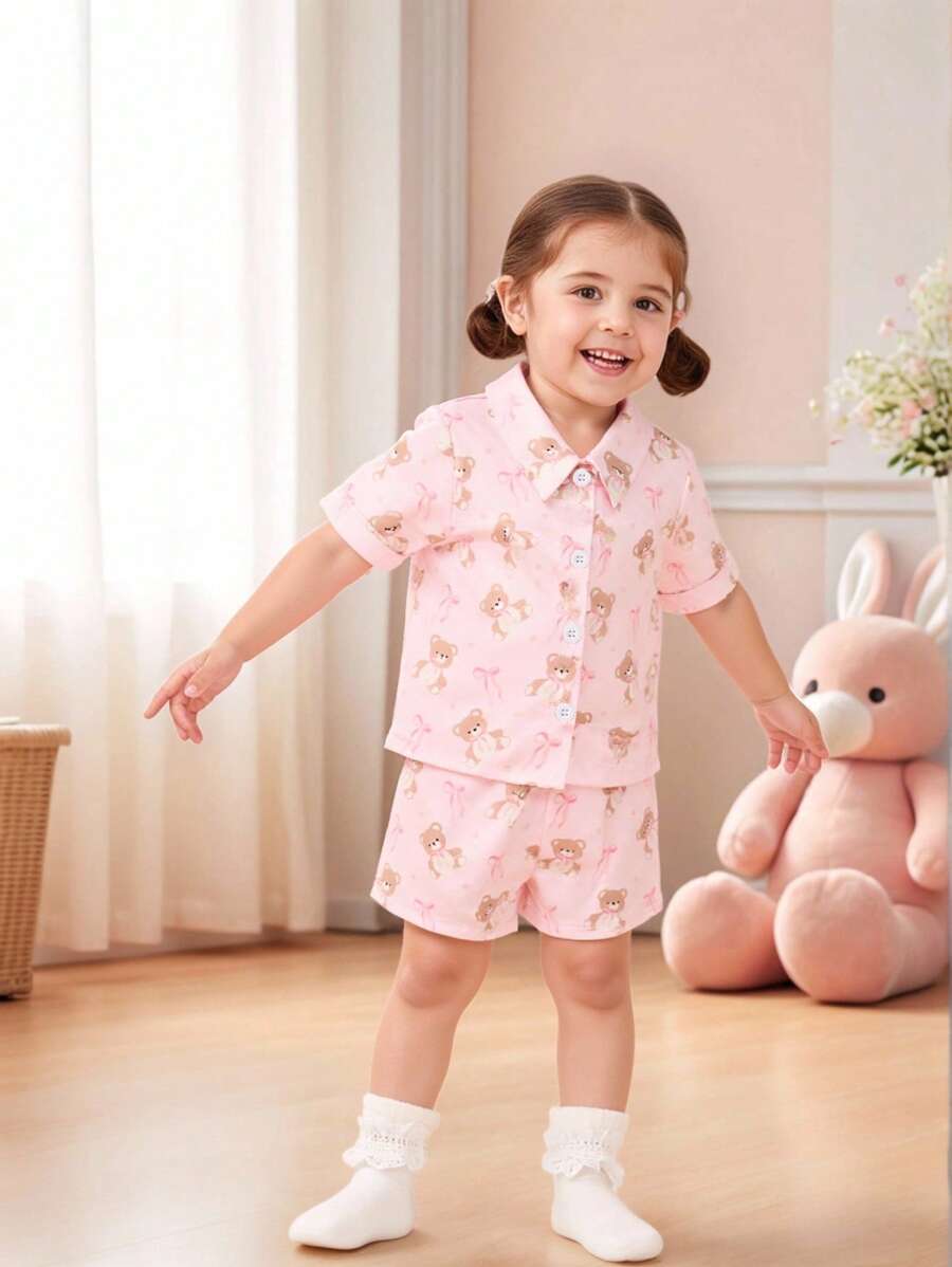 مجموعتان من القمصان قصيرة الأكمام والشورتات المطبوعة بنقوش الدب الصغير لملابس المنزل الكاجوال للأطفال الصغار، جديد