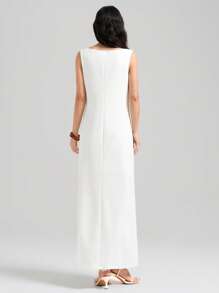 Ontre 女士教师装，7 月 4 日，度假风格，优雅款式，弹性，白色，针织面料，无袖，船领，扭纹前部细节，直下摆连衣裙，女式连衣裙，夏季服装，日常穿着