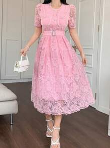 DAZY 优雅蕾丝修身中长连衣裙，高端时尚风格，修腰设计，独特非主流 - 粉色 - 查看 3