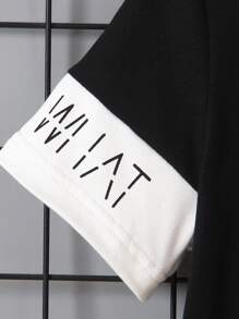 SHEIN Young Boy Letter Panel Round Neck Short Sleeve Shorts Set With Patch, Suitable For Summer Getaway, Holiday, Travel, Relax, Sunbathing