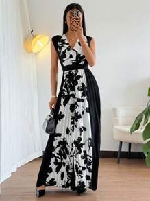 Chiquease Women's French Style Sleeveless Black & White Splicing Waist Gathered Jumpsuit - Black and White - View 6