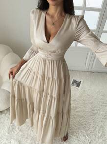 Strévra Vestito lungo a-line in vita con scollo a v per donna