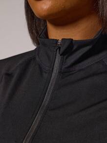 MUSERA Women Plus Size Short Sleeve Zip Up BBL Jacket Stretchy Yoga Pants Active Workout Gym Gym Fitness - Black - View 6