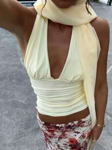 Opulessa Women Solid Color Fitted Sleeveless Halter Crop Top - Yellow - View 9