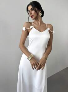 Firerie 女士优雅新款缎面面料连衣裙立体花朵吊带度假装白色裙子露背连衣裙婚礼派对伴娘服适合海滩度假花园派对浪漫婚礼季伴娘户外活动/夏季服装/毕业礼服/节日服装 - 白色 - 查看 5