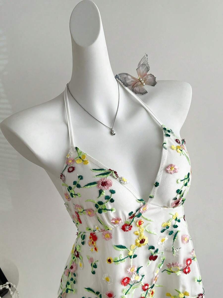 SHEIN Unity 女式 V 领刺绣无袖 A 字背心，春夏