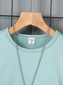 SHEIN 男童二合一字母拼接短袖圆领T恤短裤套装带徽章，适合夏季红色男童套装红色儿童套装 - 橄欖綠 - 查看 5