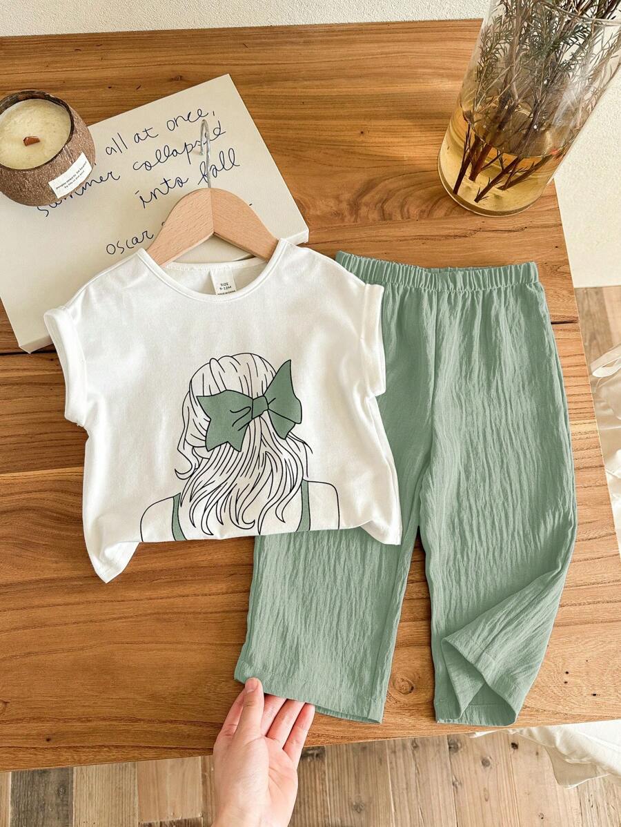 SHEIN LMoss Kids Babygirl 夏季可爱女孩印花上衣和松紧腰蓝色裤子两件套服装 - 綠色 - 查看 1
