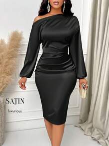 SOLERSUN 不对称领口褶皱侧缎紧身连衣裙长款女装 - 黑色 - 查看 7