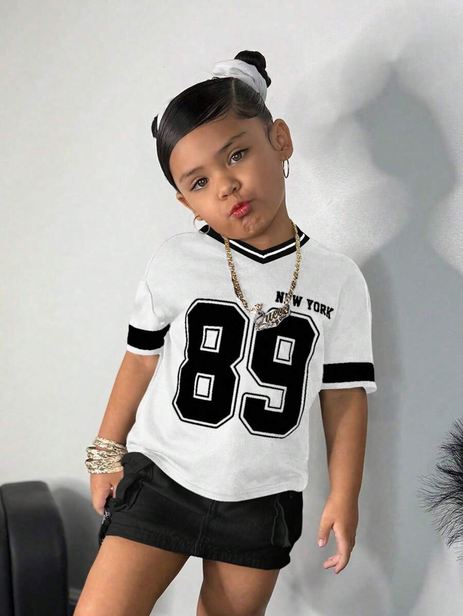 年轻女孩时尚街头风V领宽松针织短袖上衣，春夏季 - 白色 - 查看 1