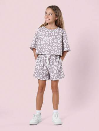 SUMWON Leoparden-Muster Zweiteiler Lounge-Outfit für Mädchen, Crop Top und Shorts mit Zugband, Sommer Lässig Koordinations-Set, Freizeitmode für Frühling und Herbst