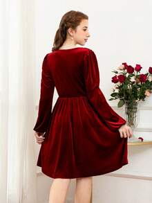 Vestido de terciopelo con cuello en V y fruncido para adolescentes - Burdeos - Ver 2