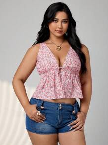 SHEIN ICON Blusa de tirantes con cuello en V, volantes y lazo delantero con estampado floral pequeño, para uso en vacaciones, tallas grandes - Multicolor - Ver 5
