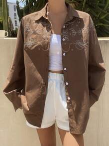 DAZY Blusa casual da donna, a manica lunga, ampia, con ricamo floreale e di farfalle, per l'estate