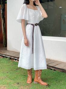 SHEIN LUNE 浪漫蕾丝拼布荷叶边袖女式休闲连衣裙，适合居家室内外穿着 - 白色 - 查看 6