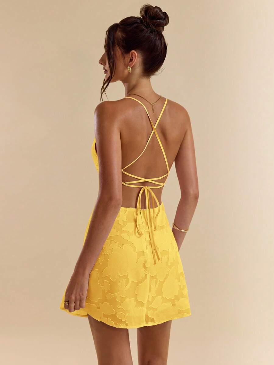 SHEIN BAE 女式纯色贴身露背迷你连衣裙，系带肩带，纹理 A 字款式，适合春夏季 - 黃色 - 查看 1