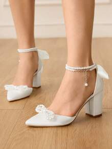 CUCCOO HITCHD 女士仿珍珠蝴蝶结尖头粗跟高跟鞋，优雅甜美白色缎面新娘高跟鞋，圣诞节婚礼派对新娘鞋 - 白色 - 查看 10