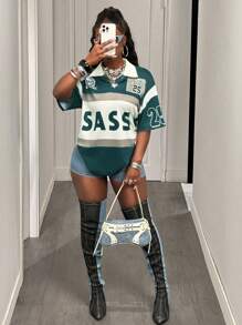 Slaydiva 2025新款春夏休闲街头学院风翻领POLO领短袖撞色杏色领落肩俏皮字母印花条纹25数字复古图案印花杏绿色针织女T恤-A - 彩色 - 查看 6