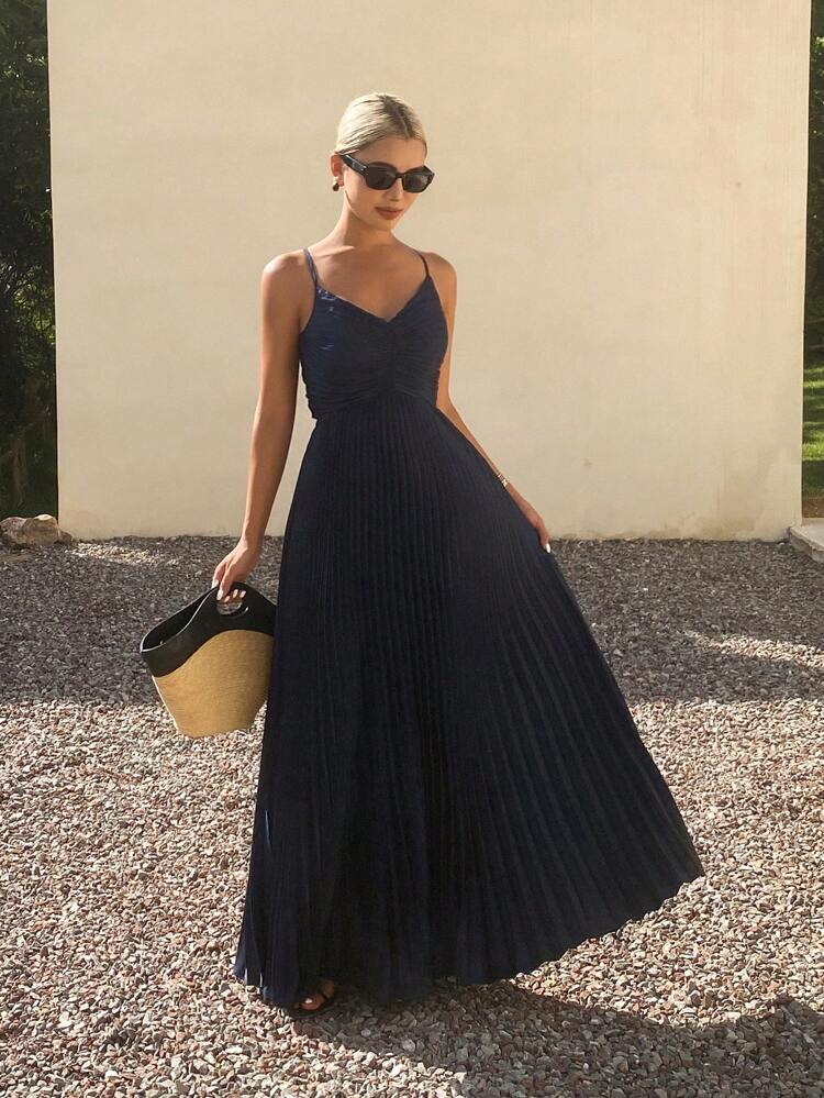 Women's Solid Color Spaghetti Strap Pleated Long Dress, Fashion, Casual Women Dresses Vacation Dress Cruise Outfit For Women