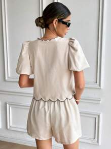 SHEIN Frenchy 2 件套女式夏季短款前系带上衣，喇叭袖和短裤套装 - 杏色 - 查看 2
