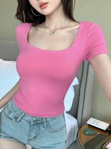 DAZY Camiseta de mujer de manga corta de cuello cuadrado, ajustada y sexy, crop top para verano