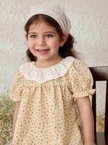 Blossori Vestito per neonata con colletto a balza e maniche a sbuffo, con fantasia floreale ditsy di colore albicocca, da vacanza rustica