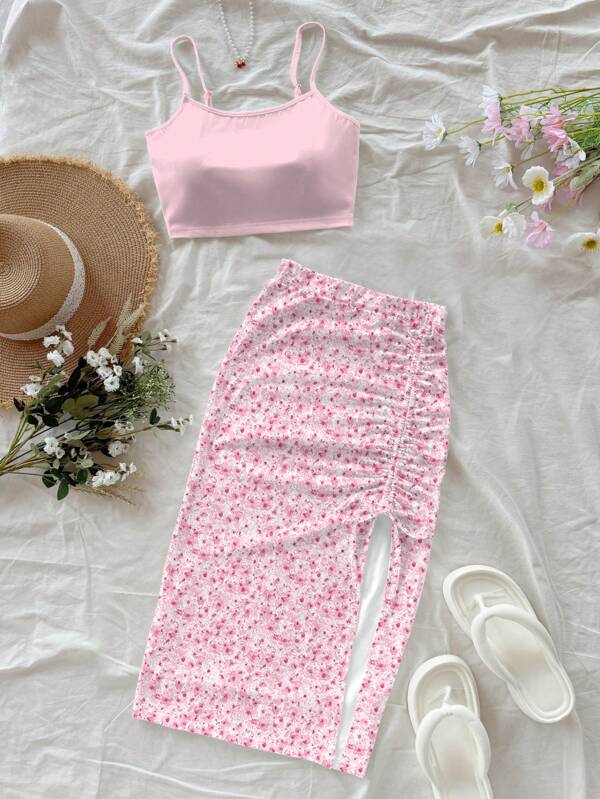 Soleia Set 2 buc. Cami scurt cu model floral și fustă mini, ținută casual de vară pentru femei