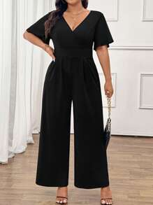 Cravure 加大码纯色V领短袖优雅连体裤，适合夏季