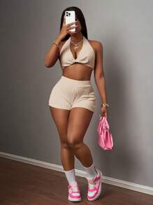 Slaydiva 2pcs Summer New Arrival Women Casual Sexy Solid Fuchsia Backless Halter V-Neck Sleeveless Top And Shorts Set