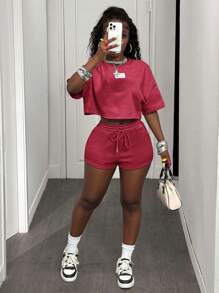 Slaydiva 2 Stücke/Set Frühling/Sommer 2025 Lässig Sport Streetwear Damen Rundhals Kurzarm T-Shirt und Shorts, Schneeflocken Stoff Sweatshirt Outfit