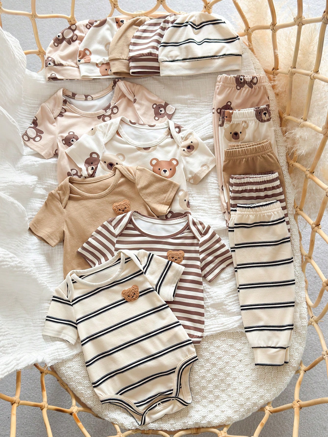 طقم مواليد بنات 15 قطعة – بلبنيات قصيرة مع قبعة –...