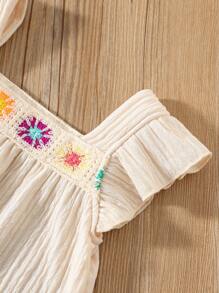 SHEIN Baby Girl Country Style Embroidered Square Collar Ruffle Trim Cap Sleeve Top And Shorts Set - Apricot - View 8