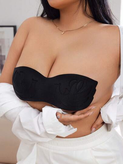 SHEIN 1pc Plus Size Minimalist Solid Color Embossed Adhesive Nipple Cover Strapless Bra