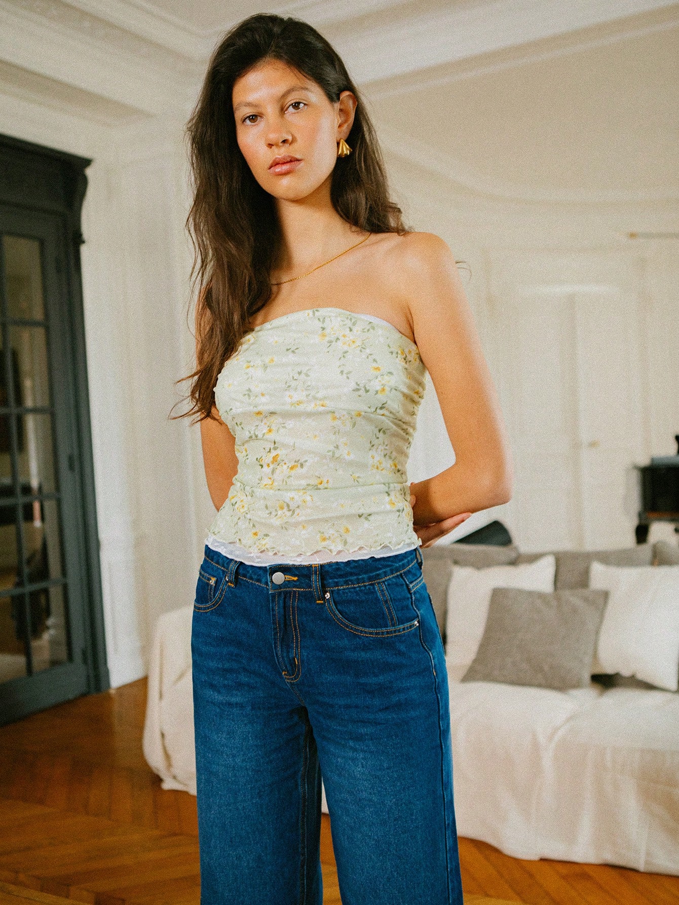 Top tubo amarillo mantequilla con volantes y estampado floral de vacaciones, con ribete de encaje, lindo top de otoño e invierno