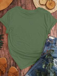 Camiseta de verano de cuello redondo con estampado de crisantemo y letras en inglés para mujer de talla grande