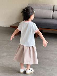 年轻女孩休闲动物图案印花短袖T恤和工装迷你裙两件套 - 彩色 - 查看 2