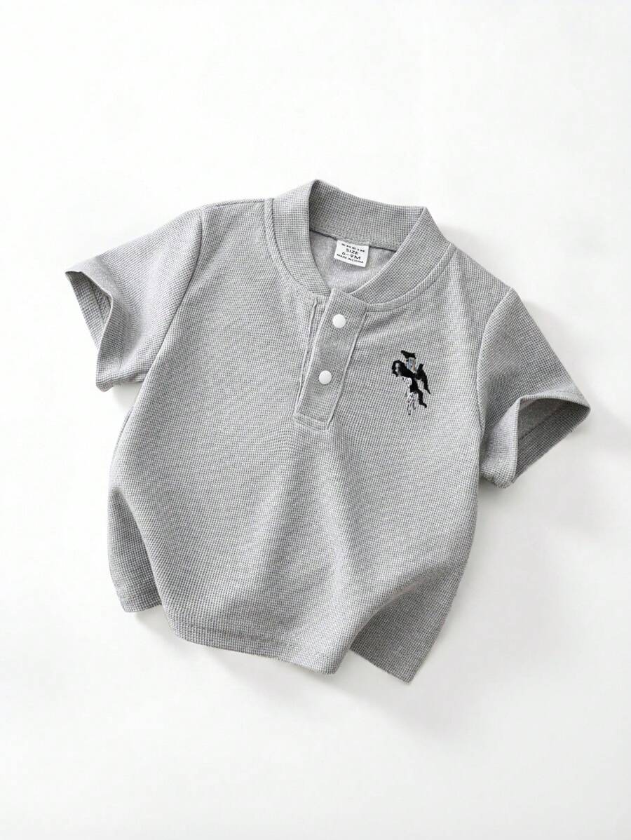 SHEIN Playful Pals Ropa para bebés niños - Camisa polo de manga corta casual para hombres con patrón de caballo bordado, textura con cuentas, adecuada para actividades al aire libre y en interiores en primavera y verano
