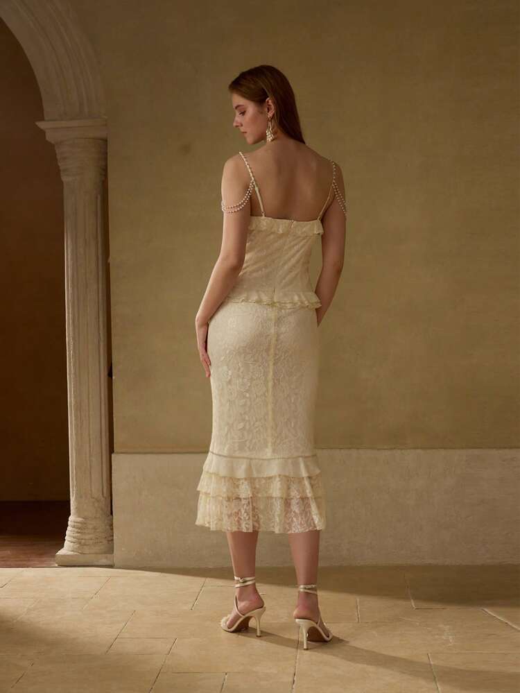MOTF Soiréza LACE RUFFLE TRIM FAUX PEARL CHAIN COCKTAIL DRESS