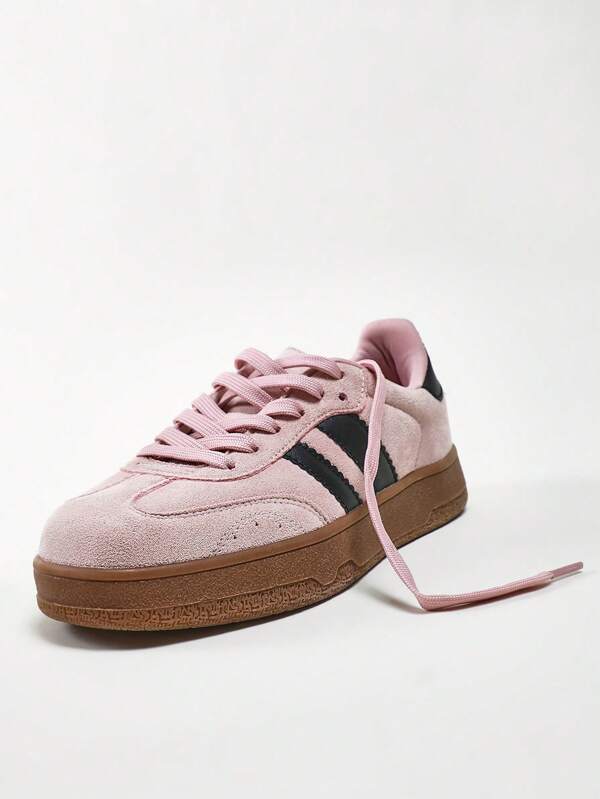 Solezae Baskets femme à semelle en gomme rose et noire avec 2 rayures, style skateboard avec look streetwear. Mode, polyvalent, ambiance de vacances de Noël, Nouvel An et Saint-Valentin pour l'automne et l'hiver