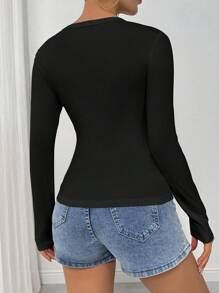 INAWLY Maglietta a maniche lunghe aderente, casual, con collo quadrato semi-aperto, decorata con bottoni in metallo