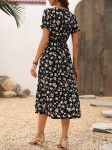 SHEIN Tall 女式圆领褶饰腰部 A 字形碎花连衣裙