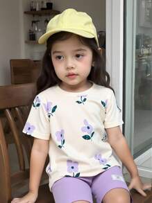 SHEIN Conjunto de Ramadán de 2 piezas para niñas con camiseta de manga corta de cuello redondo con estampado floral y pantalones ajustados a rayas, atuendo casual y dulce de verano