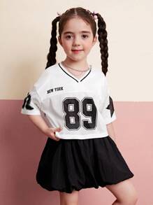 SHEIN 年轻女孩V领超大字母和数字图案针织休闲短款T恤 - 白色 - 查看 4