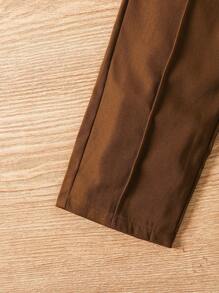 SHEIN 新款女童春秋派对装，优质背心+阔腿裤+长袖T恤三件套，户外休闲三件套，粉色无袖纽扣背心+舒适中高领针织上衣+阔腿裤，欧美时尚酷女孩时尚简约设计童装 - 巧克力棕 - 查看 4