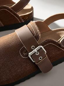 Solecia 舒适毛绒趾厚底坡跟凉鞋，封闭趾露背双向一脚蹬平底凉鞋，适合女士 - 棕色 - 查看 4