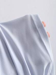 Sweetra 女士新款纯色法式荷叶边领蝴蝶结短袖T恤，夏季不规则紫蓝色不对称性感上衣 - 紫色 - 查看 3