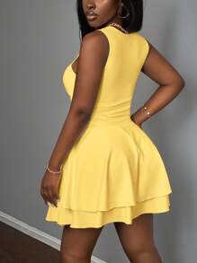 Slaydiva Women's Casual Basic Sweet Ruched Scoop Neck Cami & A-Line Ruffle Hem Short Dress, Summer,Bodycon Dress - Yellow - View 2