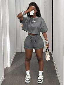 Slaydiva 两件套：2025春夏休闲运动女式街头风格圆领短袖T恤和短裤、羊毛运动衫套装 - 灰色 - 查看 8