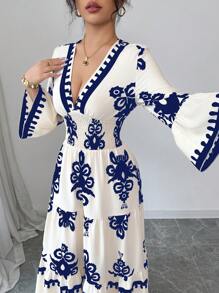 Elenzga Nuevo vestido acampanado con escote en V profundo, cintura fruncida y estampado floral, llegada europea y americana para primavera y verano 2025 - Azul Marino - Ver 3