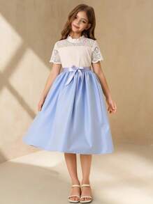 Elegant Fashion Tween Girls' V-Neck Short Sleeve Hollow Embroidered Floral Trim Waisted Mid-Length Dress With Matching Belt, Suitable For Wedding Flower Girl - Blue - View 1